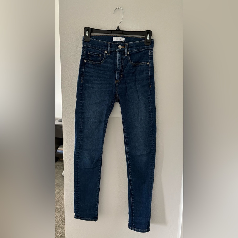 LOFT Skinny Jeans - Dark Wash